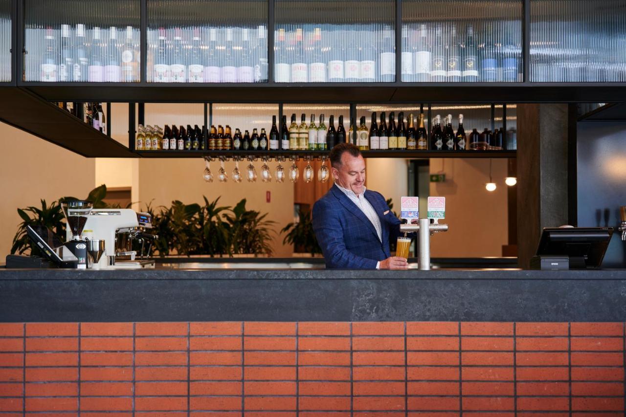 Abode Belconnen Hotell Canberra Exteriör bild