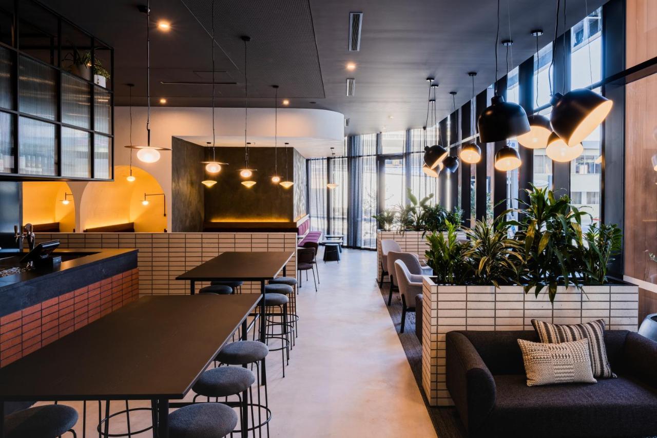 Abode Belconnen Hotell Canberra Exteriör bild