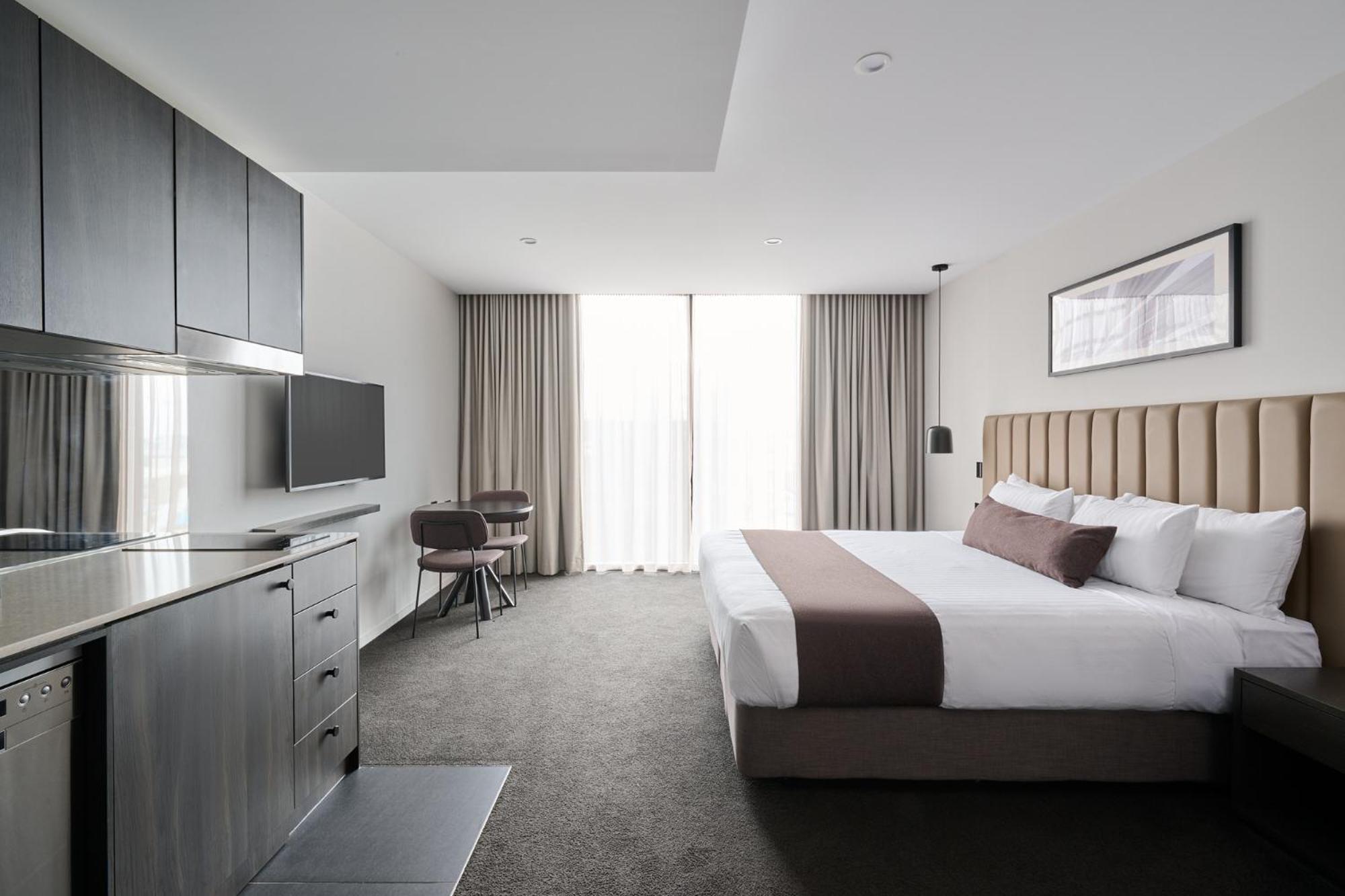Abode Belconnen Hotell Canberra Exteriör bild